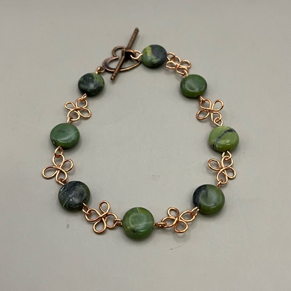 Handmade Jewelry - Copper and Green Aventurine Bracelet with Decorative Links
